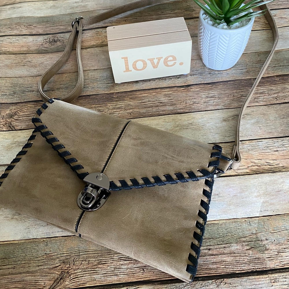 Sydney Love Light Brown & Black Stitched Purse